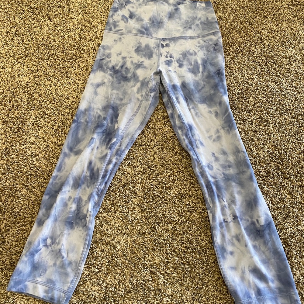Lululemon Align HR Crop 21” (size 4)